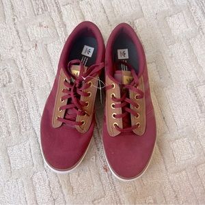 NWT Adidas Original Men’s Kiel Lace Up Sneakers Burgundy US10